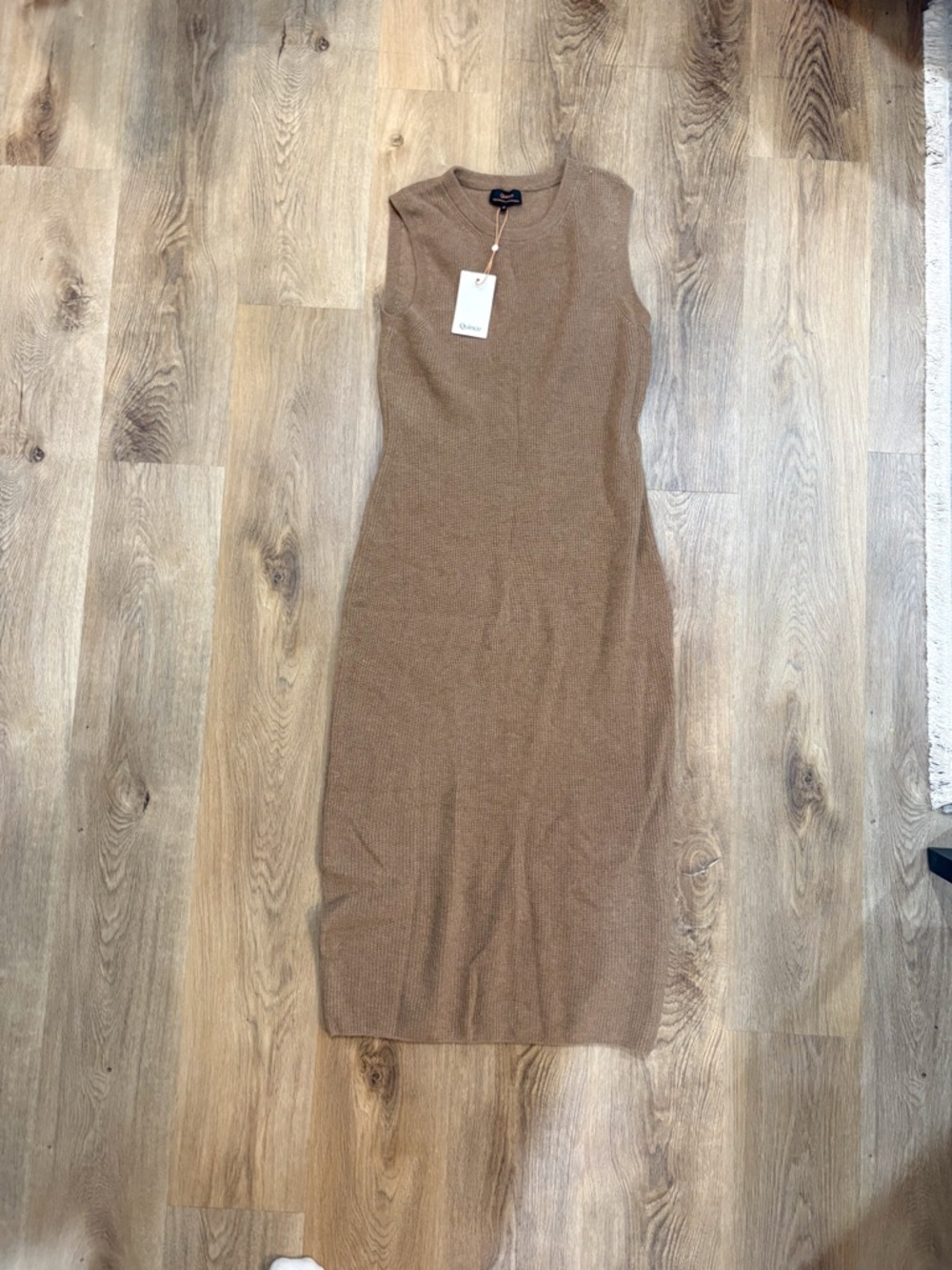 Quince 100% Mongolian Cashmere Sleeveless Midi Sweater Dress NWT Medium - Picture 1 of 5